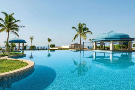 Почивка в Салала, Оман със самолет от София - 7 нощувки в WYNDHAM GARDEN SALALAH MIRBAT RESORT 5*